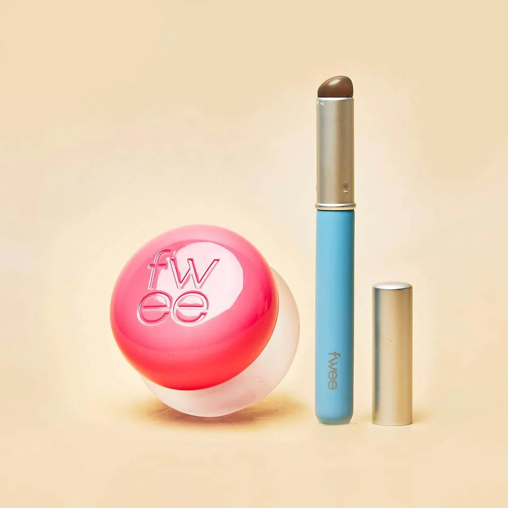 fwee FINGERLIKE Silicone Lip Brush